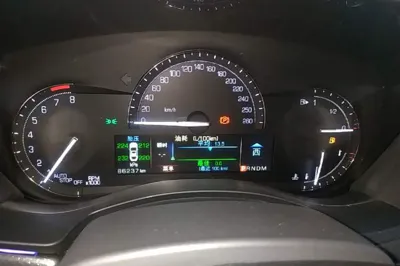Cadillac ATS-L 2017, 86199 км, за 13243 USD - фото 14