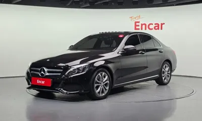 Mercedes-Benz C-Class · 2017 год