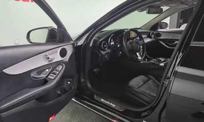 Mercedes-Benz C-Class 2017, 102583 км, за 9627.9 USD - фото 10