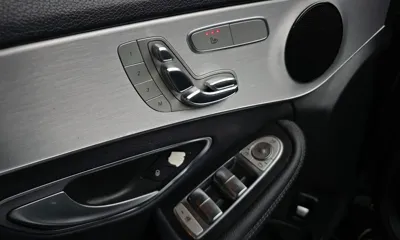 Mercedes-Benz C-Class 2017, 102583 км, за 9627.9 USD - фото 18