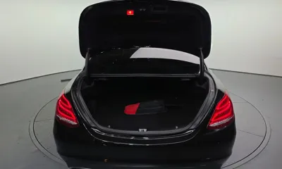 Mercedes-Benz C-Class 2017, 102583 км, за 9627.9 USD - фото 20
