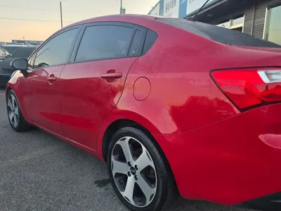 Kia Pride 2014, 77280 км, за 2925.08 USD