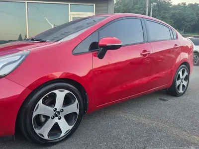 Kia Pride 2014, 77280 км, за 2925.08 USD