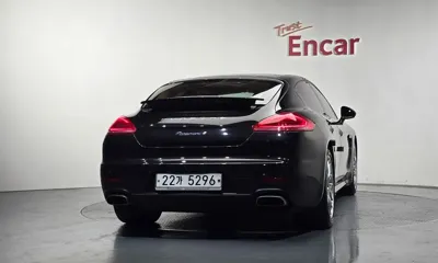 Porsche Panamera 2014, 111254 км, за 15309.45 USD