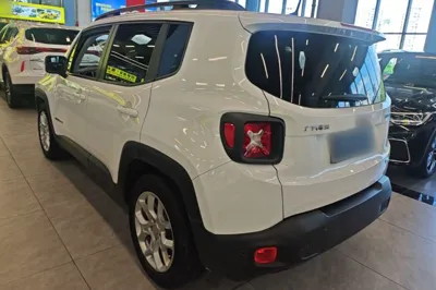 Jeep Renegade 2018, 73200 км, за 7961 USD