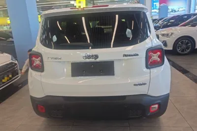 Jeep Renegade 2018, 73200 км, за 7961 USD