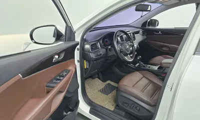 Kia Sorento 2016, 97420 км, за 10307.23 USD - фото 10