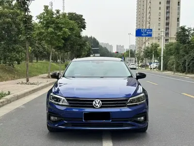 Volkswagen Lamando 2020, 53200 км, за 9564.26 USD