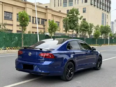 Volkswagen Lamando 2020, 53200 км, за 9564.26 USD
