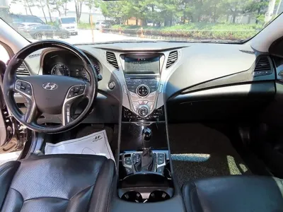 Hyundai Grandeur 2012, 136261 км, за 2953.92 USD - фото 7