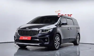 Kia Canival · 2019 год