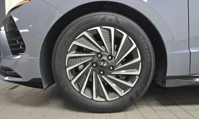 Hyundai Sonata 2024, 40072 км, за 18558.3 USD