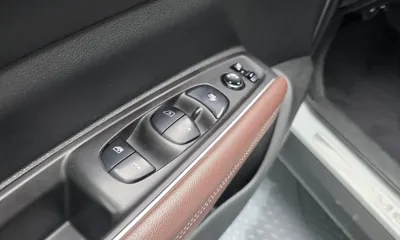 Renault-KoreaSamsung QM6 2019, 59689 км, за 10174.61 USD - фото 28