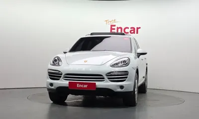 Porsche Cayenne 2014, 138220 км, за 10962.32 USD