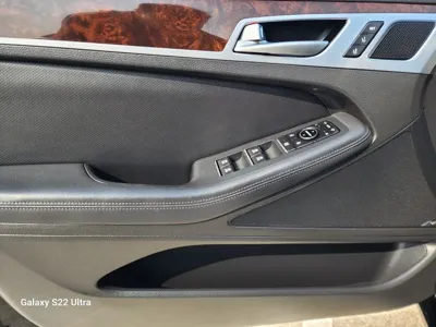Hyundai Genesis 2016, 203432 км, за 5219.69 USD - фото 17