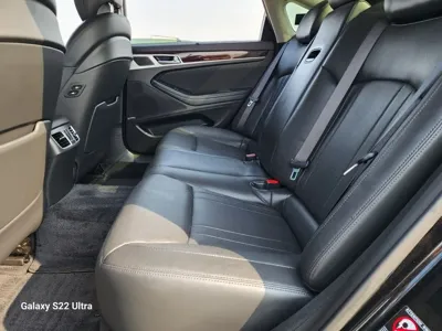 Hyundai Genesis 2016, 203432 км, за 5219.69 USD - фото 19