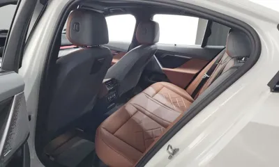 BMW 5-Series 2025, 5423 км, за 55840.84 USD - фото 20