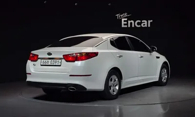 Kia K5 2014, 167017 км, за 4569.53 USD