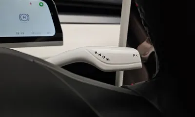 Tesla Model Y 2022, 38053 км, за 30346.81 USD - фото 9