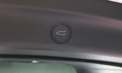 Tesla Model Y 2022, 38053 км, за 30346.81 USD - фото 20
