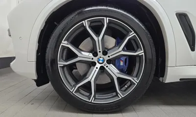 BMW X5 2022, 38581 км, за 49576.98 USD - фото 21