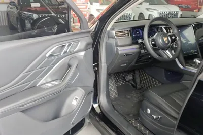 Hongqi HS7 PHEV 2024, 20099 км, за 24310 USD - фото 18