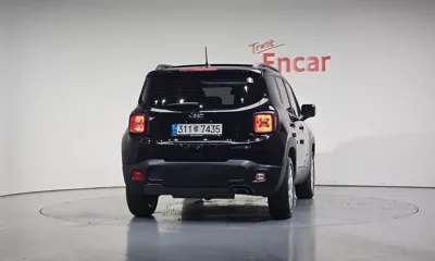 Jeep Renegade 2021, 14788 км, за 12994.86 USD