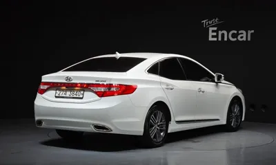 Hyundai Grandeur 2014, 42889 км, за 7205.19 USD