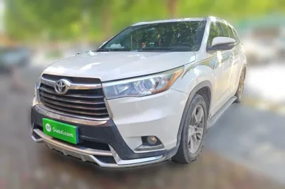 Toyota Highlander · 2015 год