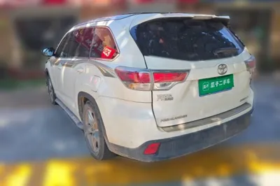 Toyota Highlander 2015, 195500 км, за 15268 USD