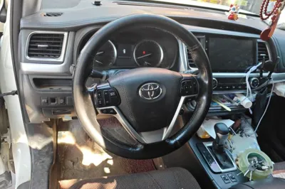 Toyota Highlander 2015, 195500 км, за 15268 USD - фото 9