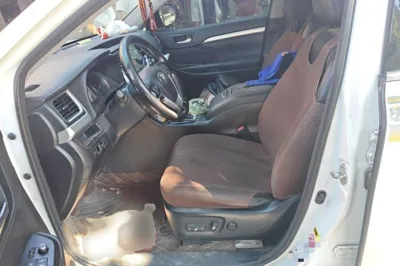 Toyota Highlander 2015, 195500 км, за 15268 USD - фото 14