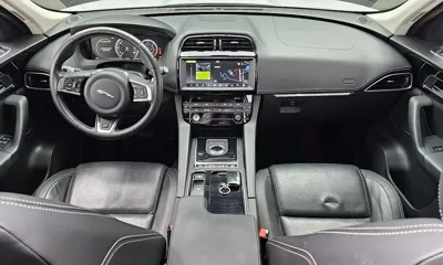 Jaguar F-Pace 2018, 111509 км, за 10096.03 USD - фото 7