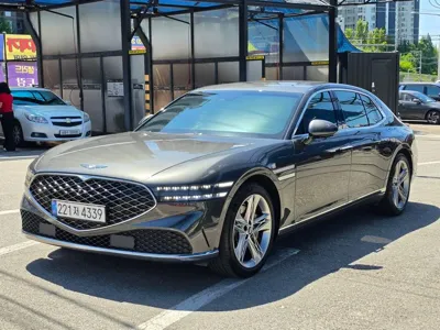 Genesis G90 · 2023 год