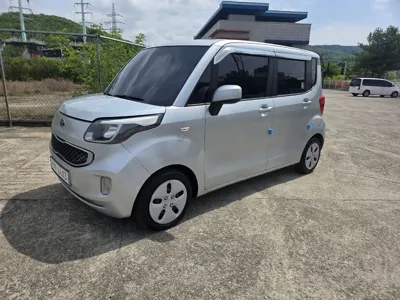 Kia Ray 2013, 182183 км, за 2730.29 USD