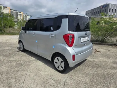 Kia Ray 2013, 182183 км, за 2730.29 USD