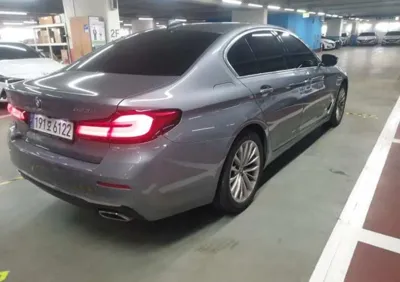 BMW 5-Series 2023, 118844 км, за 2002.1 USD - фото 6