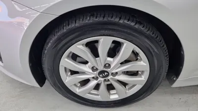 Kia K5 2014, 149770 км, за 3705.39 USD
