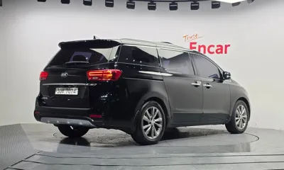 Kia Canival 2019, 189813 км, за 6329.7 USD