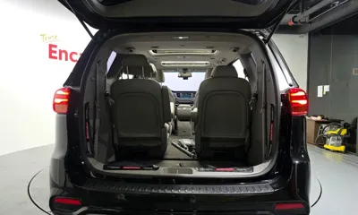 Kia Canival 2019, 189813 км, за 6329.7 USD - фото 19