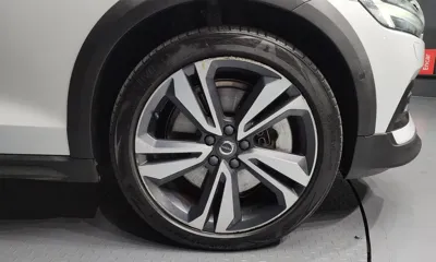 Volvo V60 2021, 150370 км, за 16121.57 USD