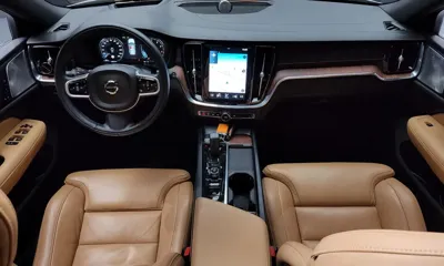 Volvo V60 2021, 150370 км, за 16121.57 USD - фото 7