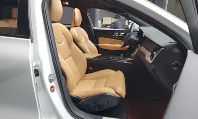 Volvo V60 2021, 150370 км, за 16121.57 USD - фото 11