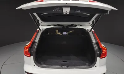 Volvo V60 2021, 150370 км, за 16121.57 USD - фото 20