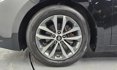 Hyundai Grandeur 2011, 146885 км, за 3577.94 USD