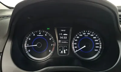 Hyundai Grandeur 2011, 146885 км, за 3577.94 USD - фото 8