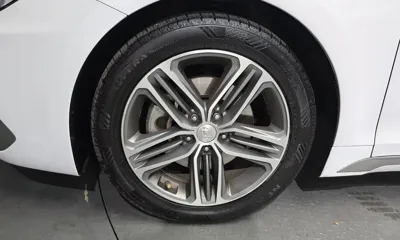 Hyundai Grandeur 2018, 179450 км, за 7351.69 USD