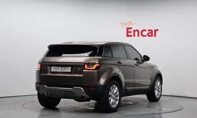 Land Rover Range Rover Evoque 2017, 117788 км, за 7636.07 USD