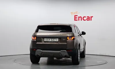 Land Rover Range Rover Evoque 2017, 117788 км, за 7636.07 USD