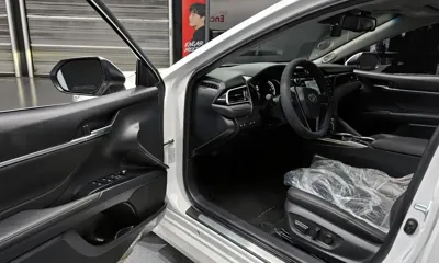 Toyota Camry 2018, 48636 км, за 17631.61 USD - фото 10